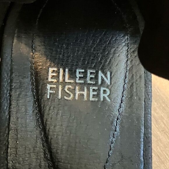 Eileen Fisher quality black soft leather cross strap zip in back women’s shoes!9 - Picture 10 of 10